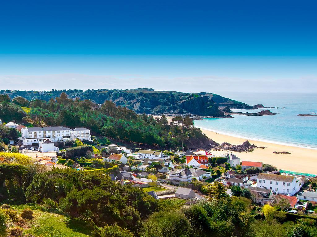 Biarritz Hotel Saint Brélade Esterno foto