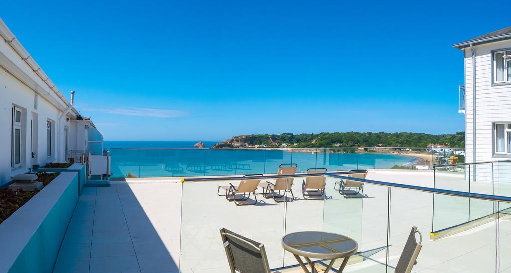 Biarritz Hotel Saint Brélade Esterno foto